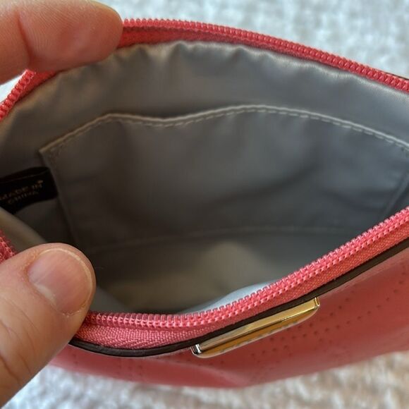 Coach F47330‎ Perforated pink Leather Wristlet wallet purse clutch - Picture 11 of 14